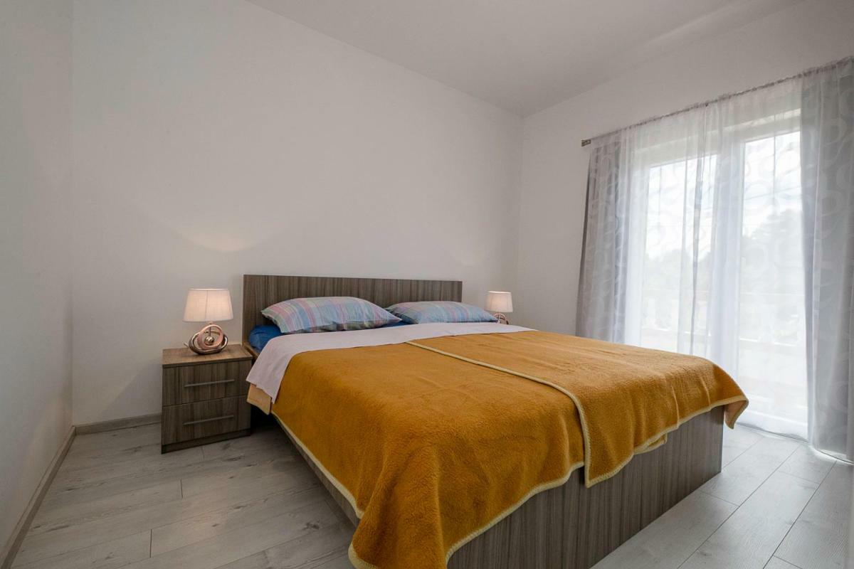 Apartman Jasmina Banjol Εξωτερικό φωτογραφία